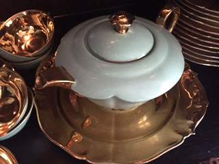 PDP32 Teapot & Lid by Porcelaine De Paris-1
