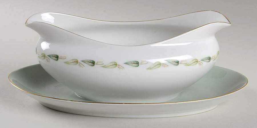 Tuxedo Gravy Boat with Attached Underplate by Puritan (Japan)-1