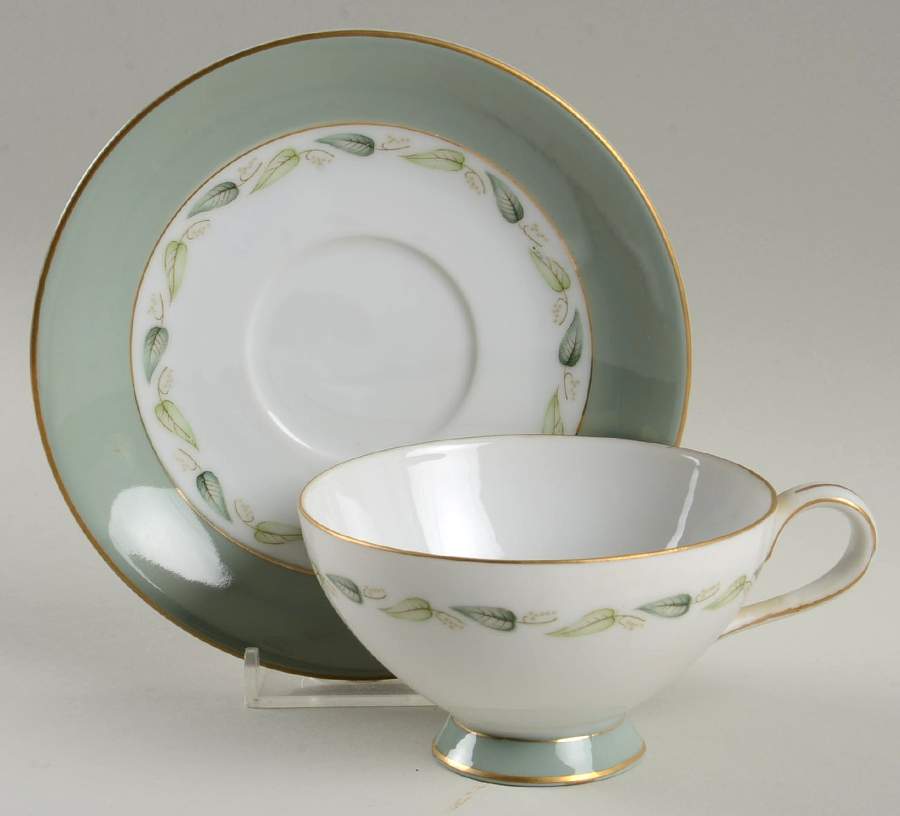 Tuxedo Footed Cup & Saucer Set by Puritan (Japan)-1
