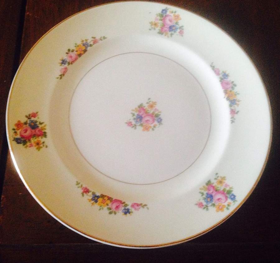 POP342 Salad Plate by Pope Gosser-1