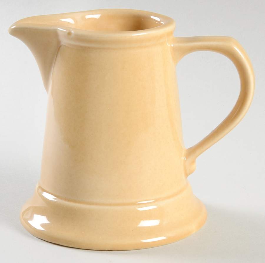 PFA104 Creamer by Pfaltzgraff-1