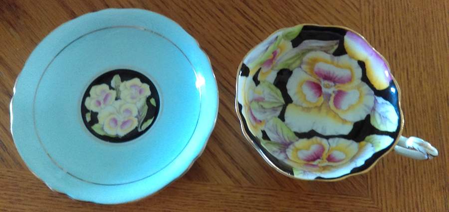 G4400 Footed Cup & Saucer Set by Paragon-1