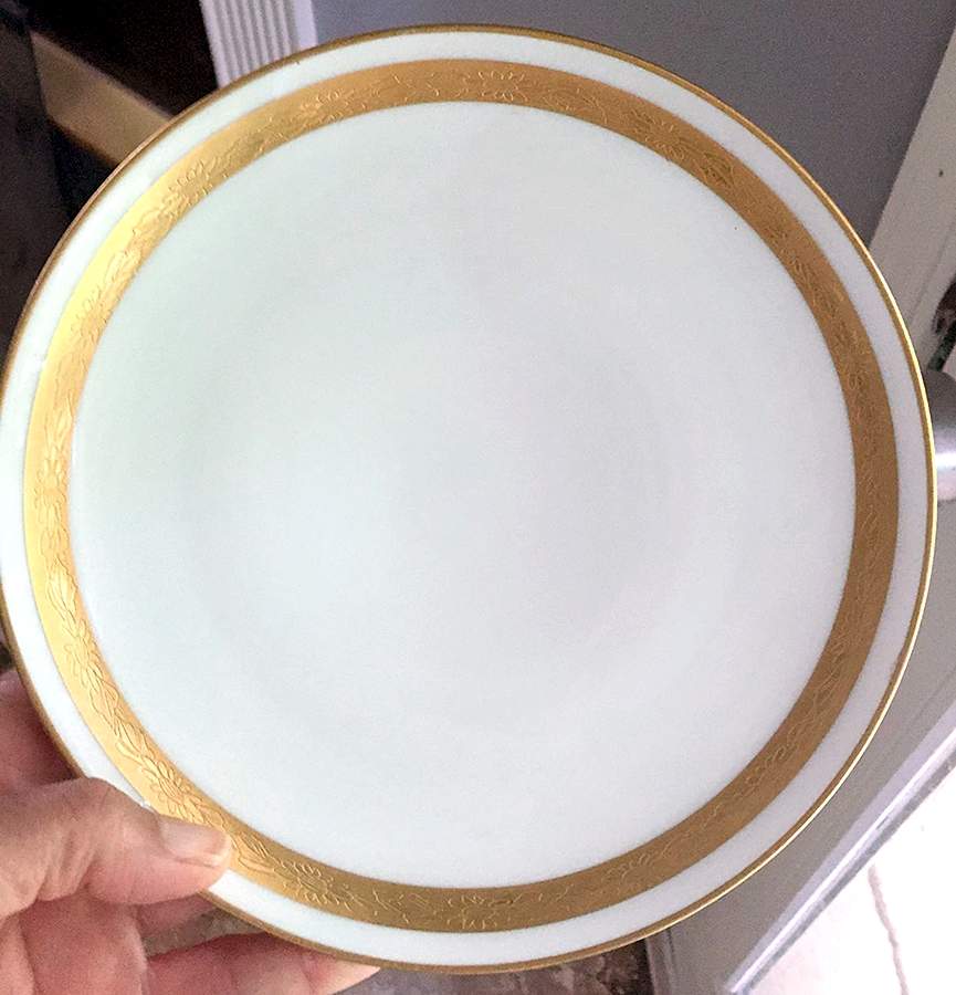 PIC196 Salad Plate by Pickard-1