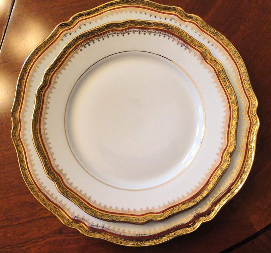 PLG22 Salad Plate by Porcelaine Lafarge-1