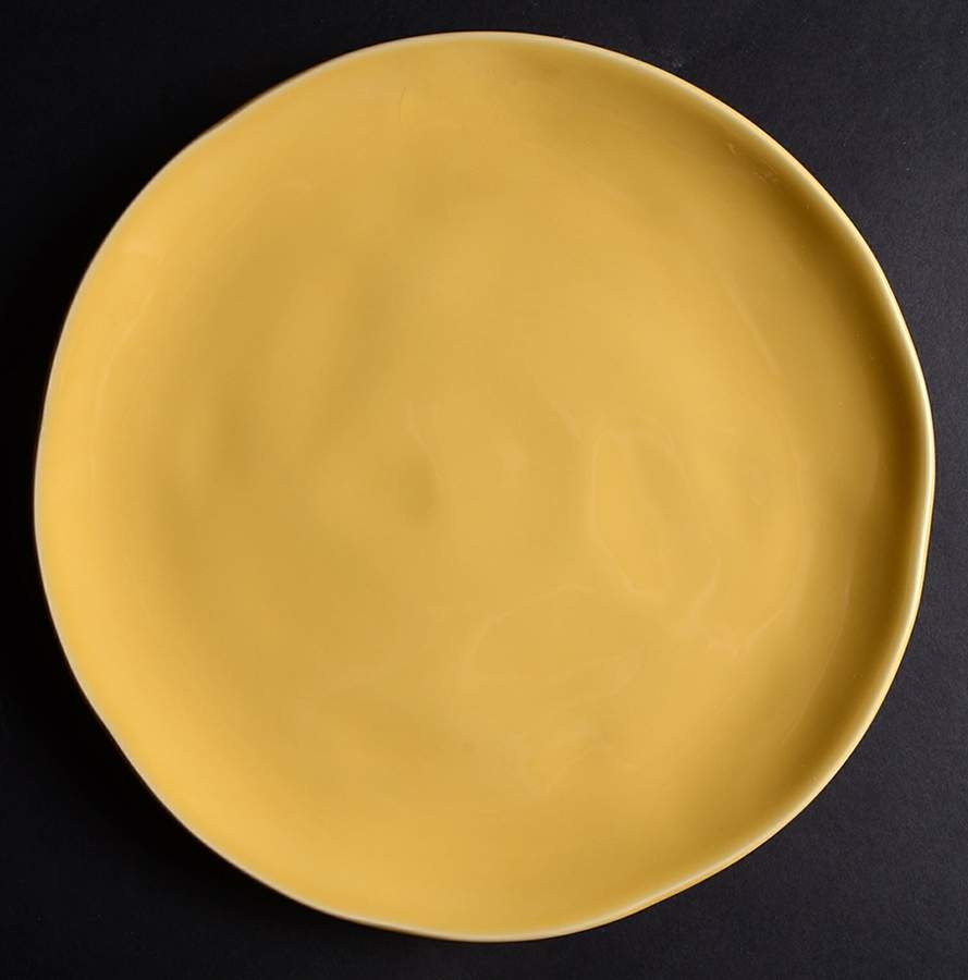 PMZ32 Mustard Yellow Dinner Plate by Primagera-1