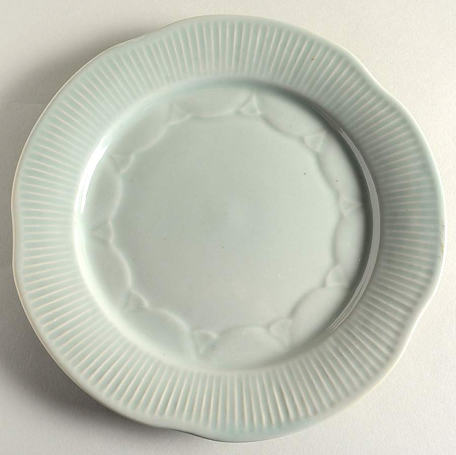 PER183 Dinner Plate by Pier 1-1