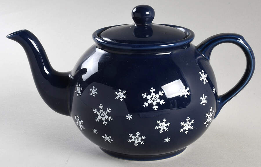 Snowfall Teapot & Lid by Papel-1