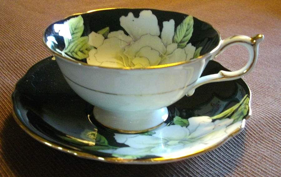 PAR257 Footed Cup & Saucer Set by Paragon-1