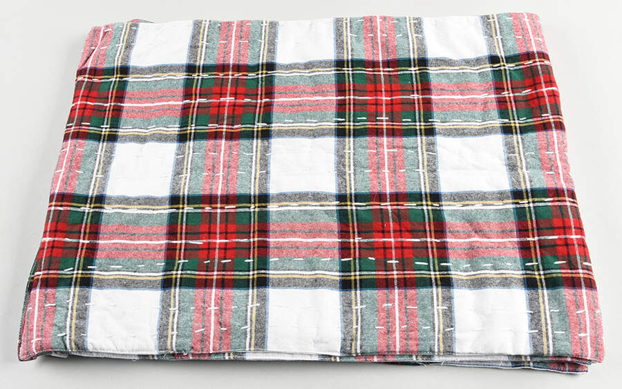 Plaid Rectangular. Reversible Quilted Cloth Placemat - Set of 4 by Pottery Barn China-1