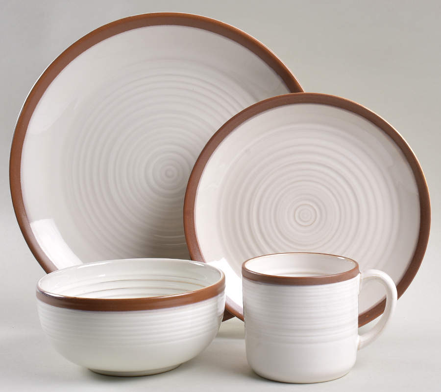 Carmen 4 Piece Place Setting by Pfaltzgraff-1
