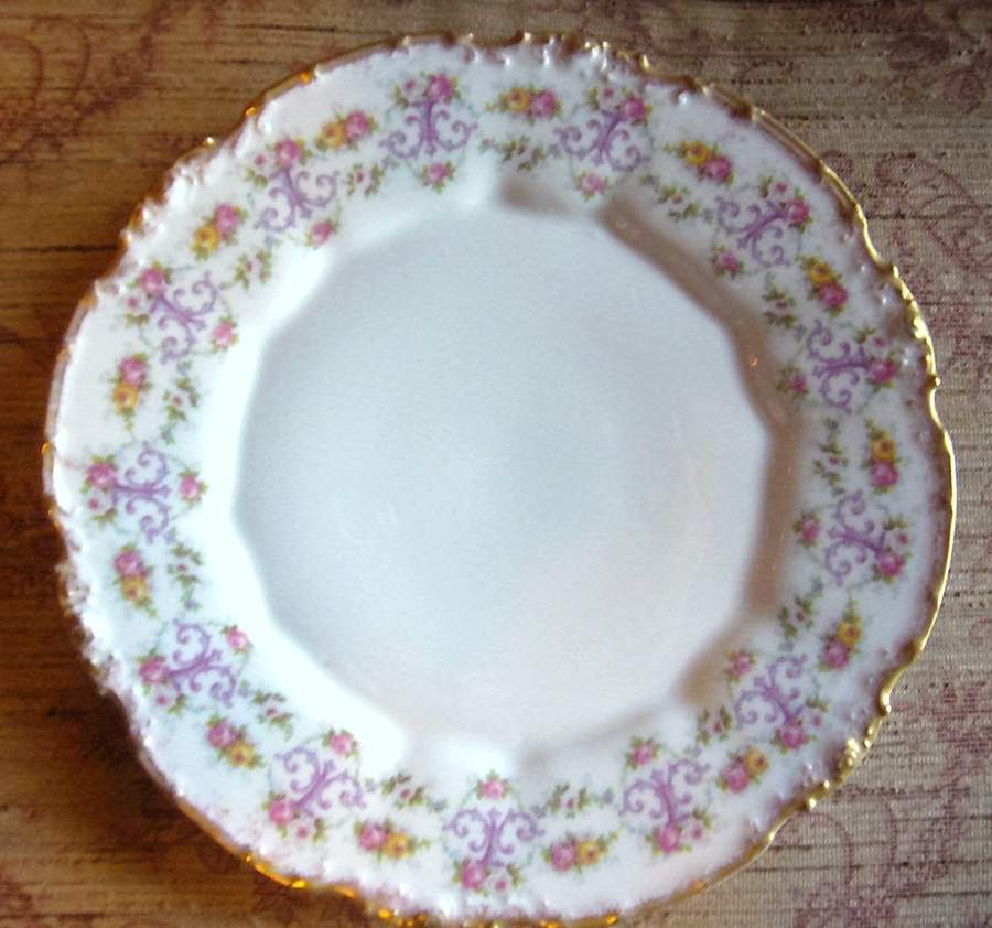 PAD52 Dinner Plate by Paroutaud-1