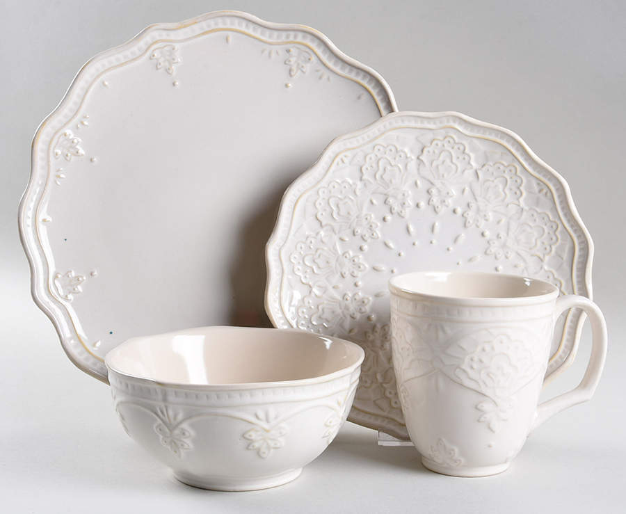 Farmhouse Lace Linen 4 Piece Place Setting by Pioneer Woman-1