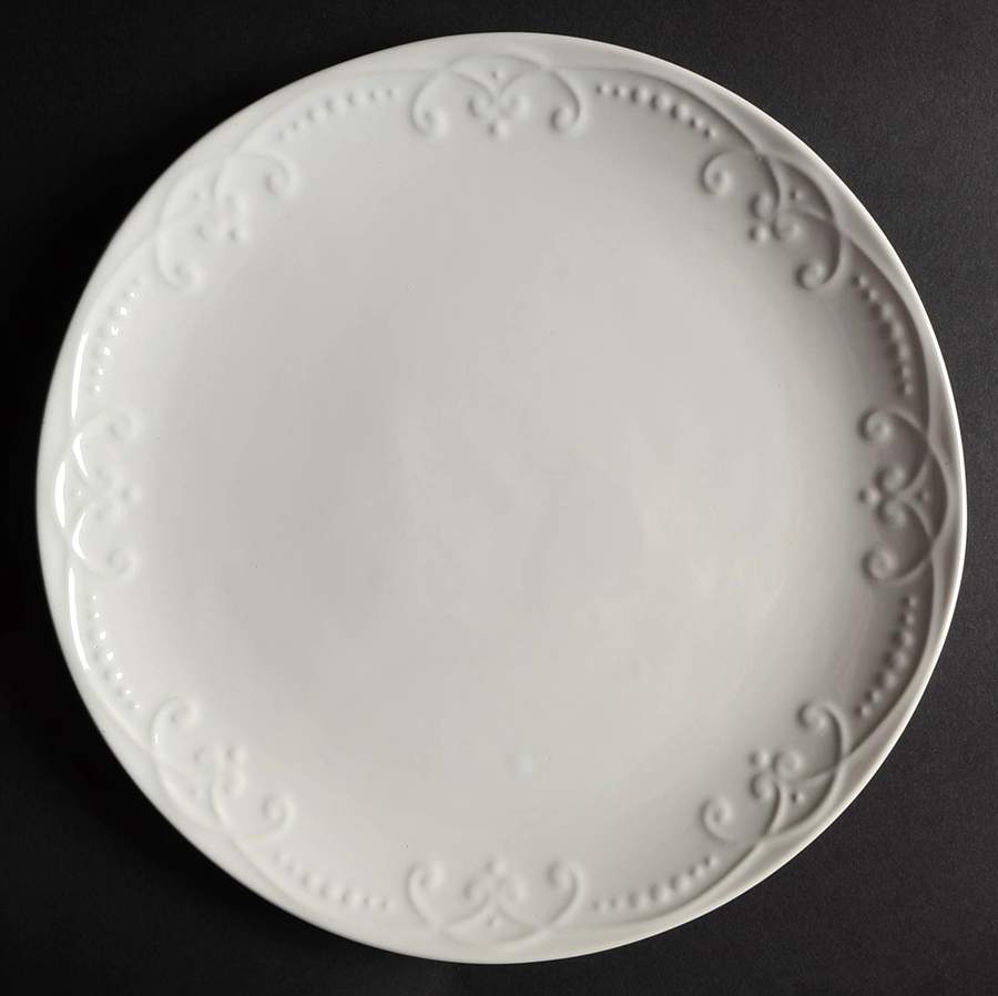 Providence Dinner Plate by Pfaltzgraff-1