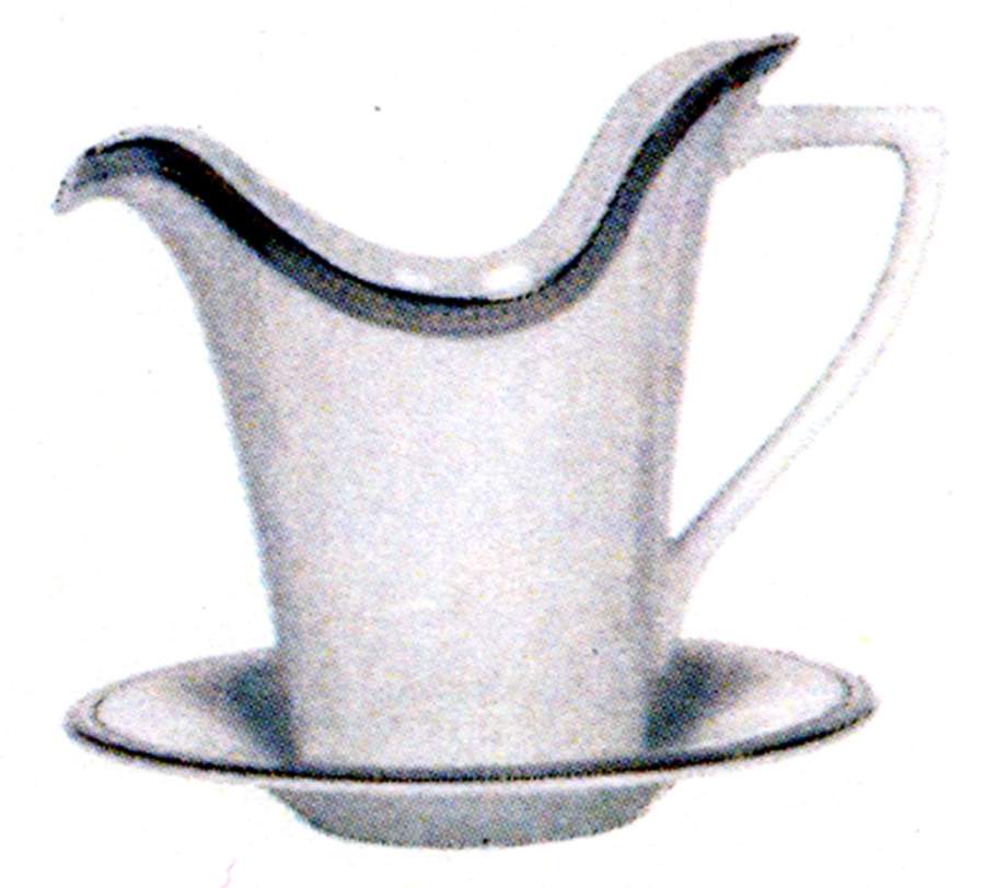 Sina Gravy Boat & Underplate by Porsgrund-1