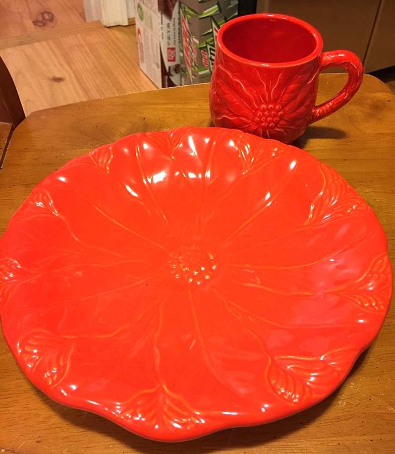 PER187 Dinner Plate by Pier 1-1