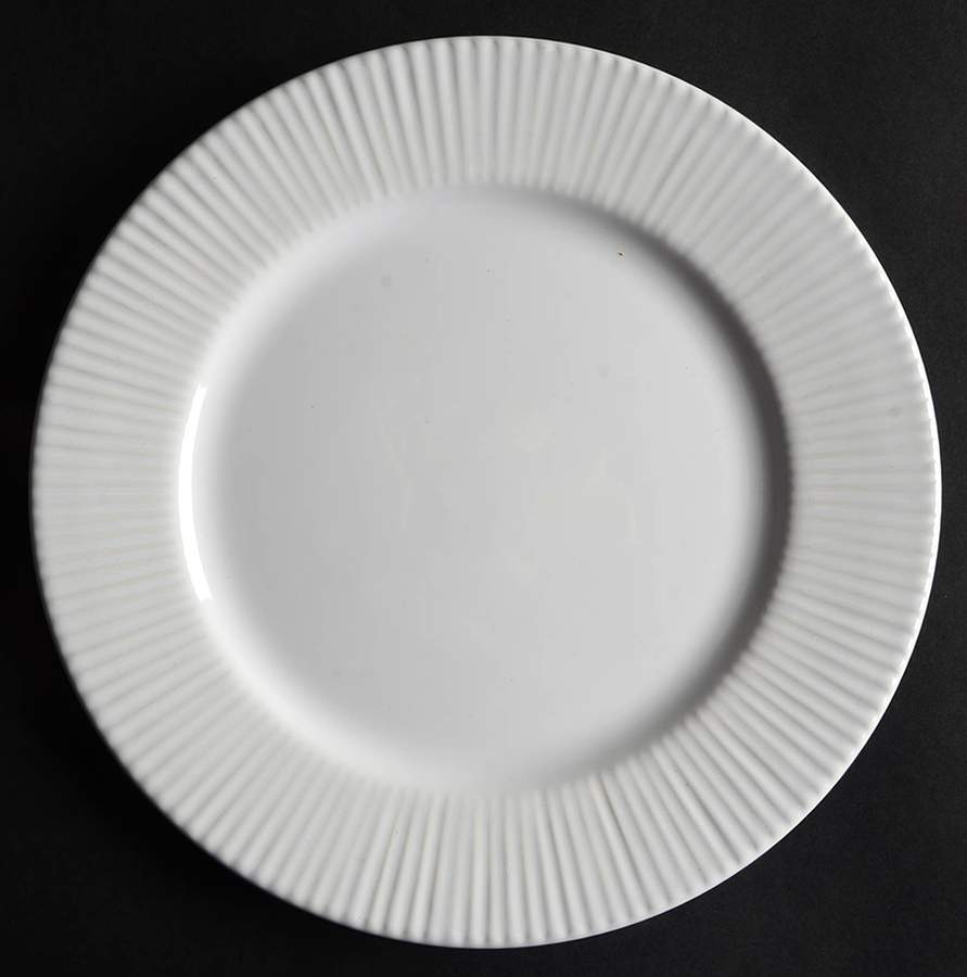 PMZ42 White Dinner Plate by Primagera-1