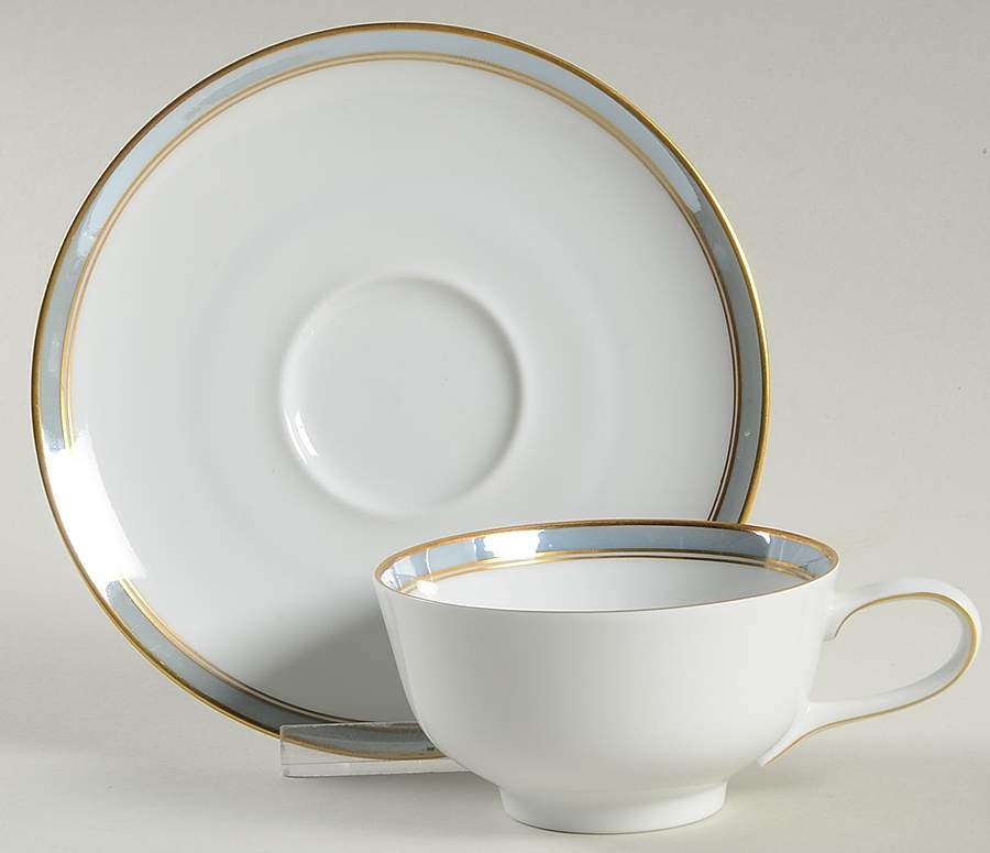 PMM5 Footed Cup & Saucer Set by Porzellan - Munchen-1