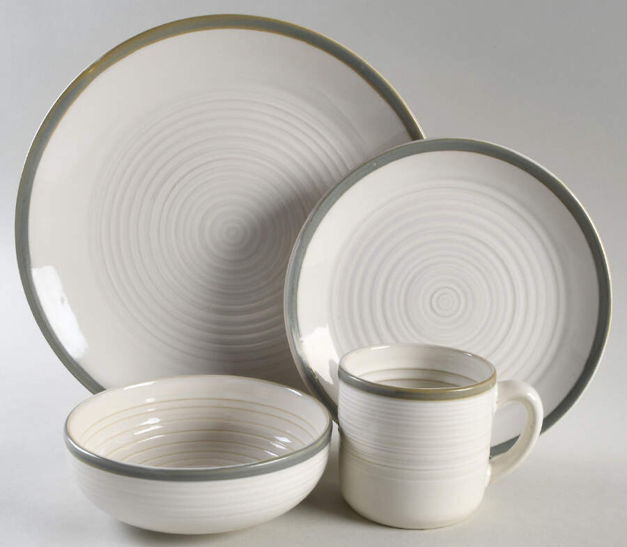 Aspen 32 Piece Estate Set by Pfaltzgraff-1