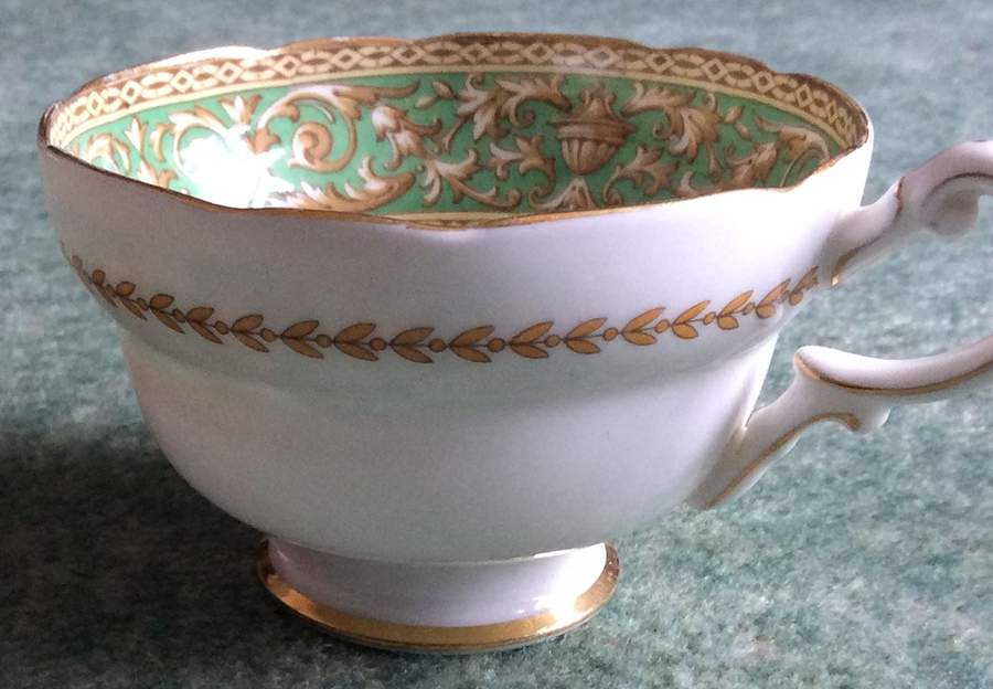 G1734 Footed Cup by Paragon-1