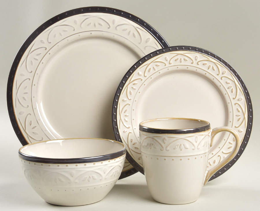 Promenade Scroll 32 Piece Estate Set by Pfaltzgraff-1