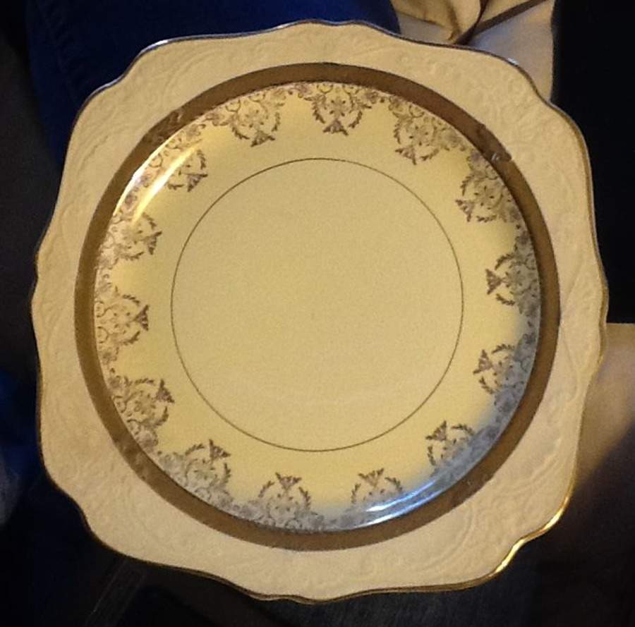 PCP324 Dinner Plate by Paden City-1