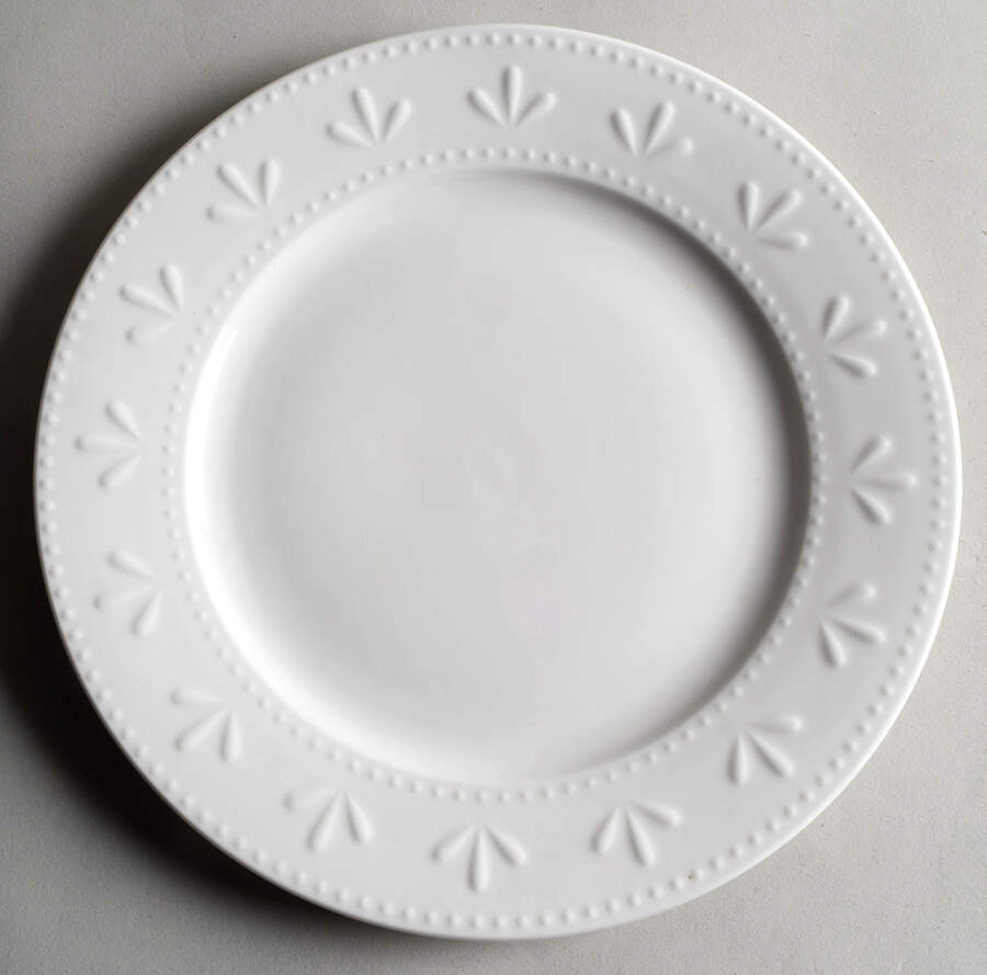 Maddy Dinner Plate by Pfaltzgraff-1