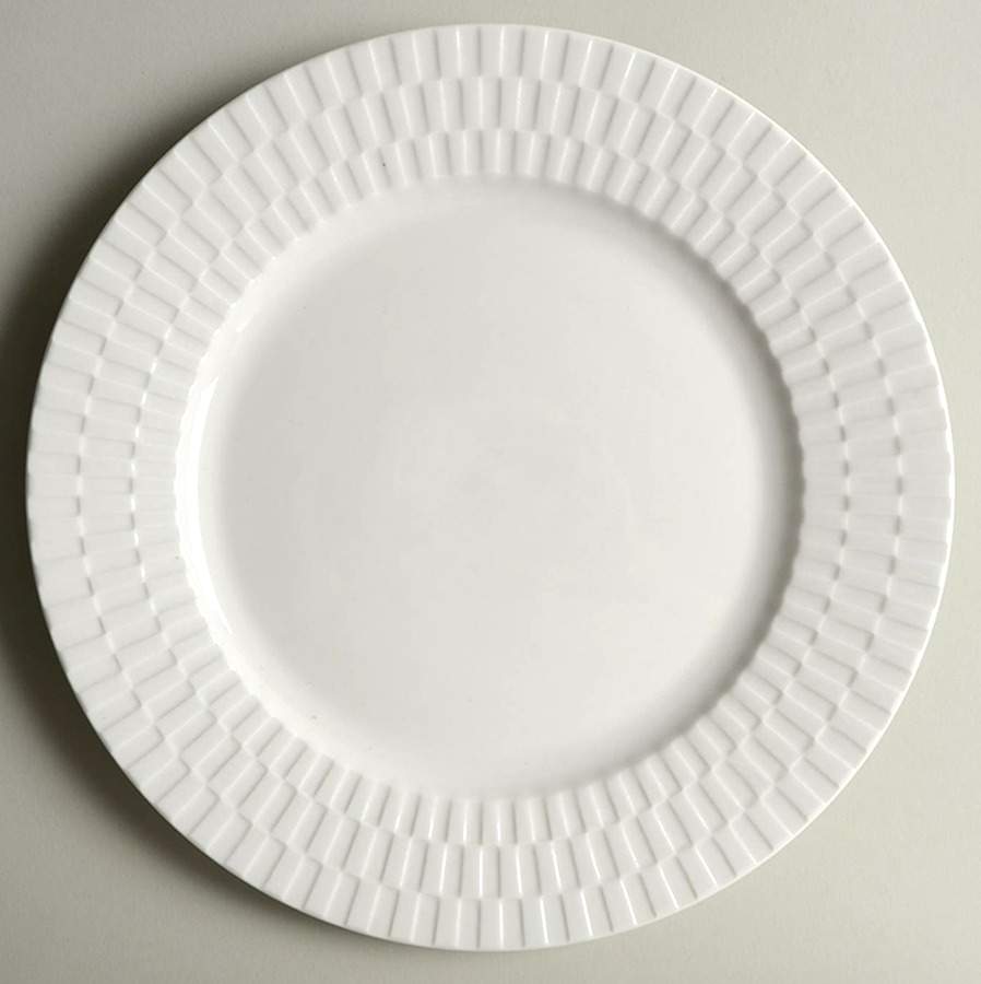 Laurel Dinner Plate by Pfaltzgraff-1