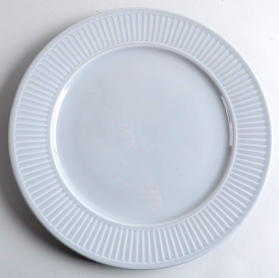 Plisse Gray Large Dinner Plate by Pillivuyt-1