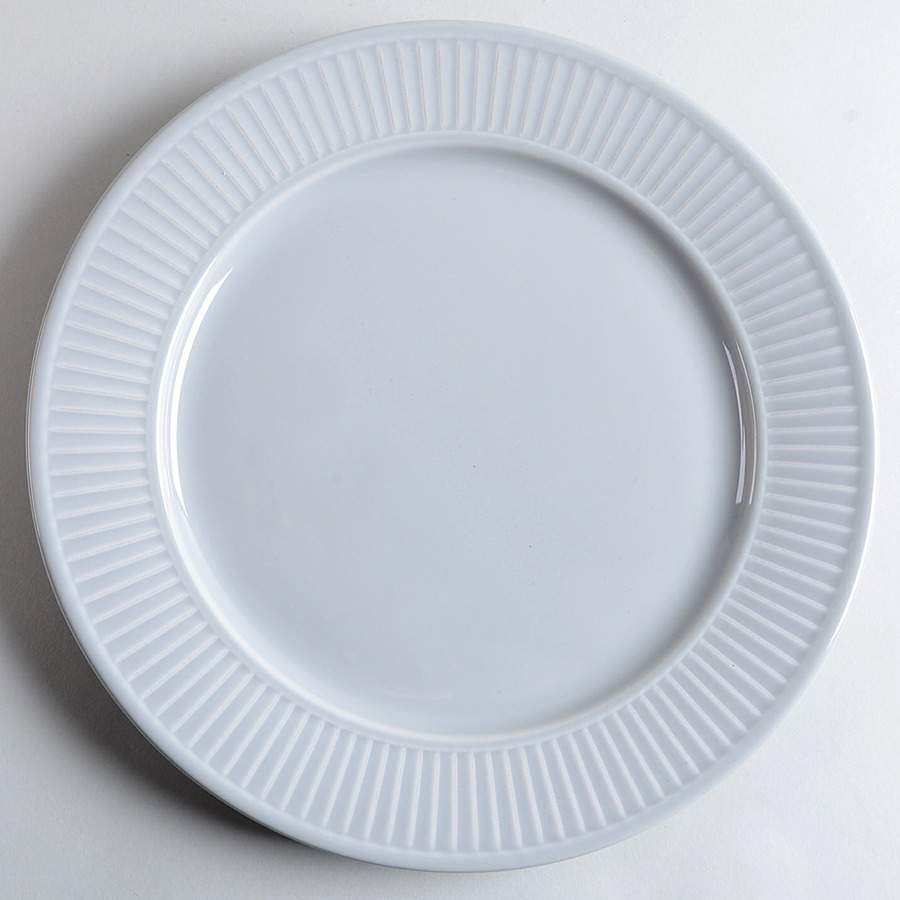 Plisse Gray Dinner Plate by Pillivuyt-1