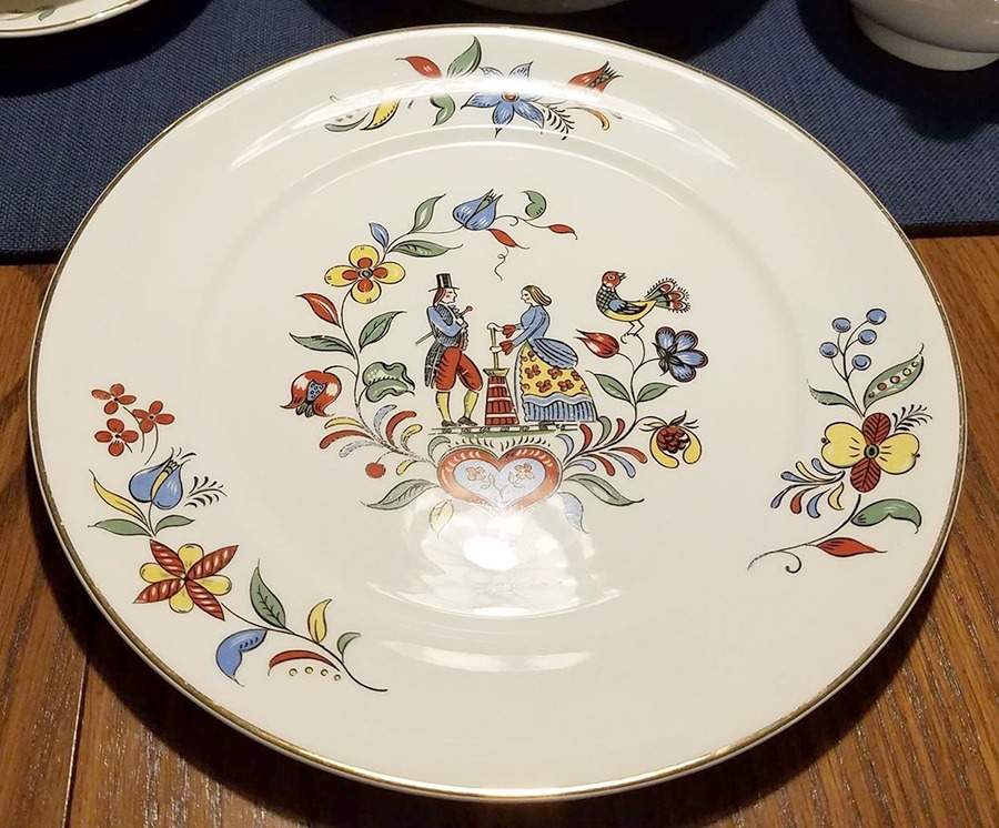 POP358 Dinner Plate by Pope Gosser-1