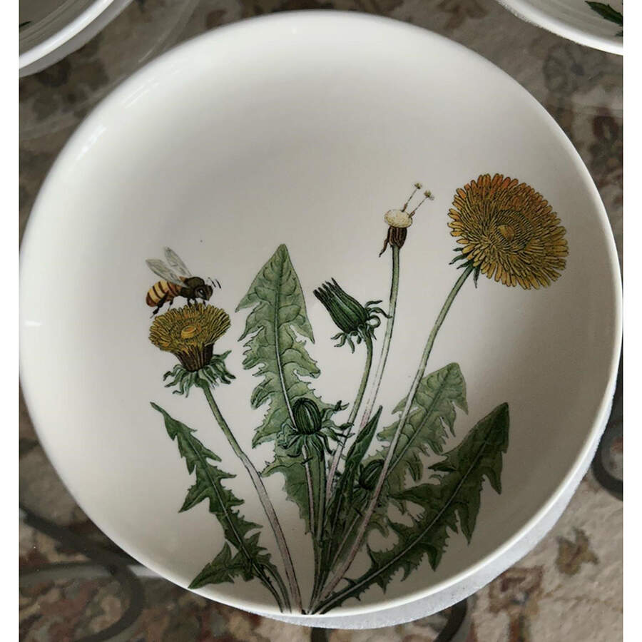 Bee and Wildflower Salad/Dessert Plate by Pier 1-1