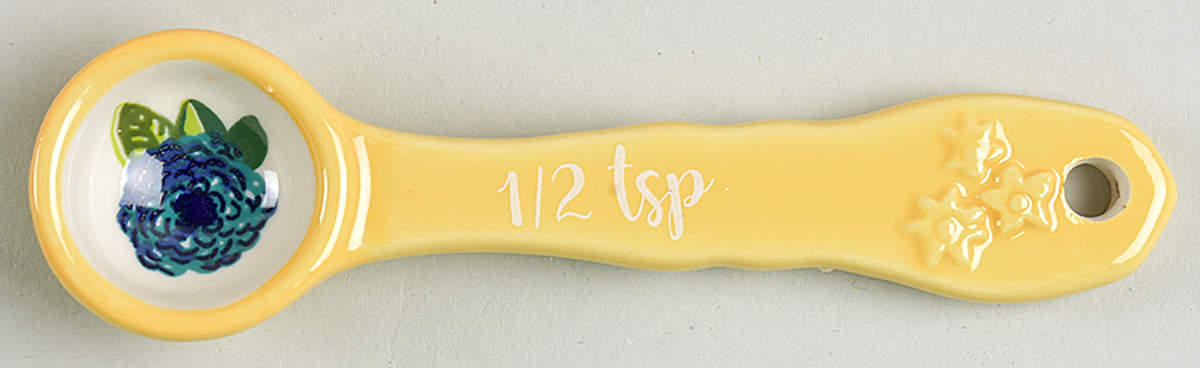 Dazzling Dahlias 1/2 Teaspoon Ceramic Measuring Spoon by Pioneer Woman-1