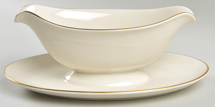 PIC202 Gravy Boat with Attached Underplate by Pickard-1