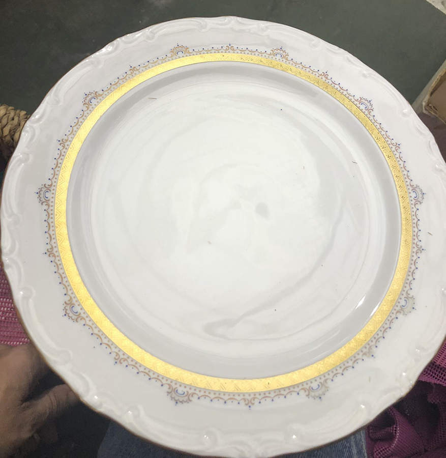 Royale Dinner Plate by Philkraft-1