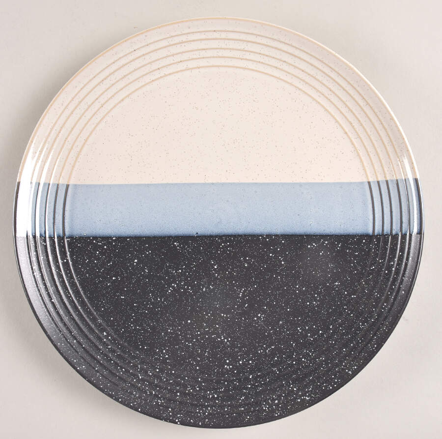 Jaxon Dinner Plate by Pfaltzgraff-1