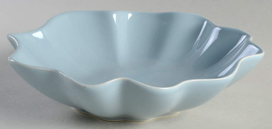 Floret Robin's Egg 9" Individual Pasta Bowl by Portmeirion-1