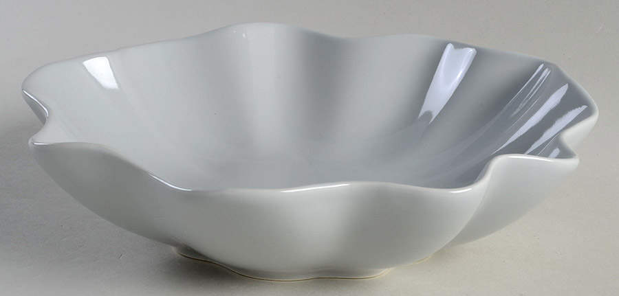 Floret Dove Grey 9" Individual Pasta Bowl by Portmeirion-1