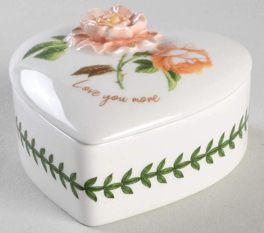 Botanic Garden Bouquet Heart Shape Box & Lid by Portmeirion-1
