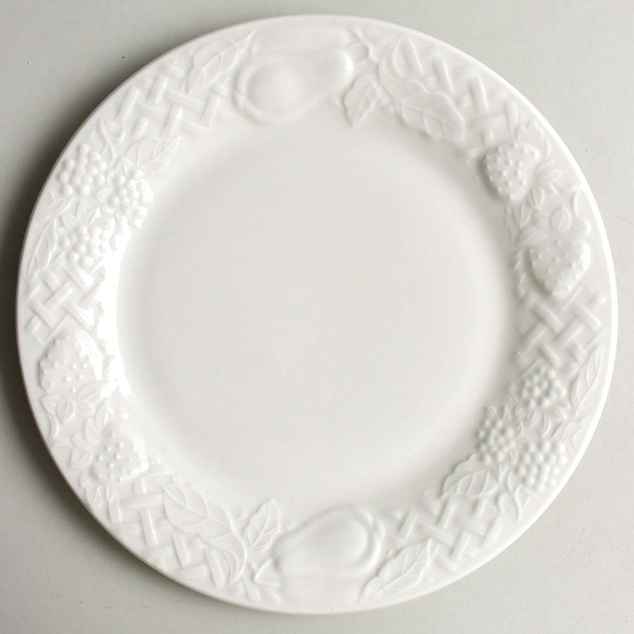 PER194 Dinner Plate by Pier 1-1