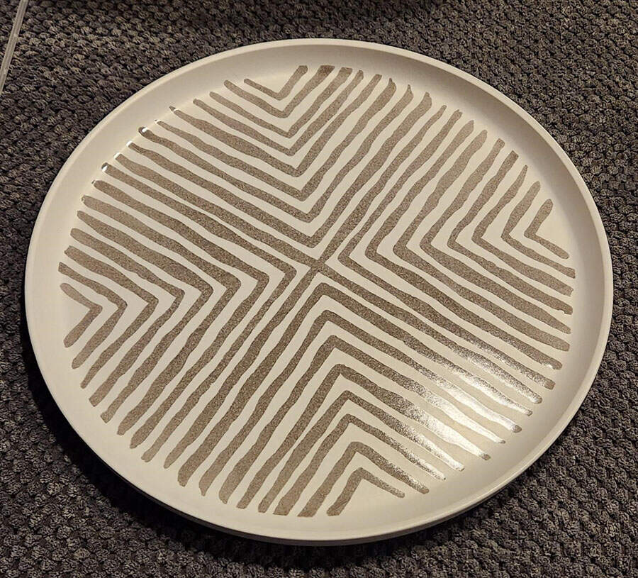 Celebration Dinner Plate by Pottery Barn China-1