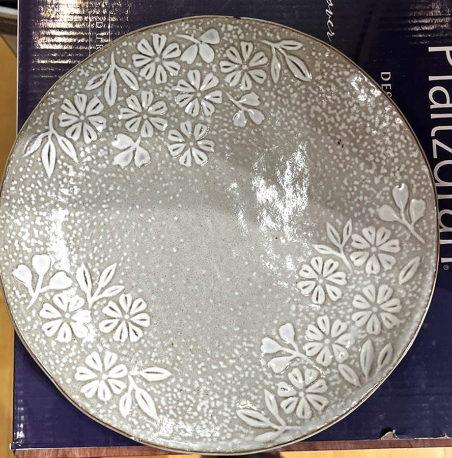 Mia Dinner Plate by Pfaltzgraff-1