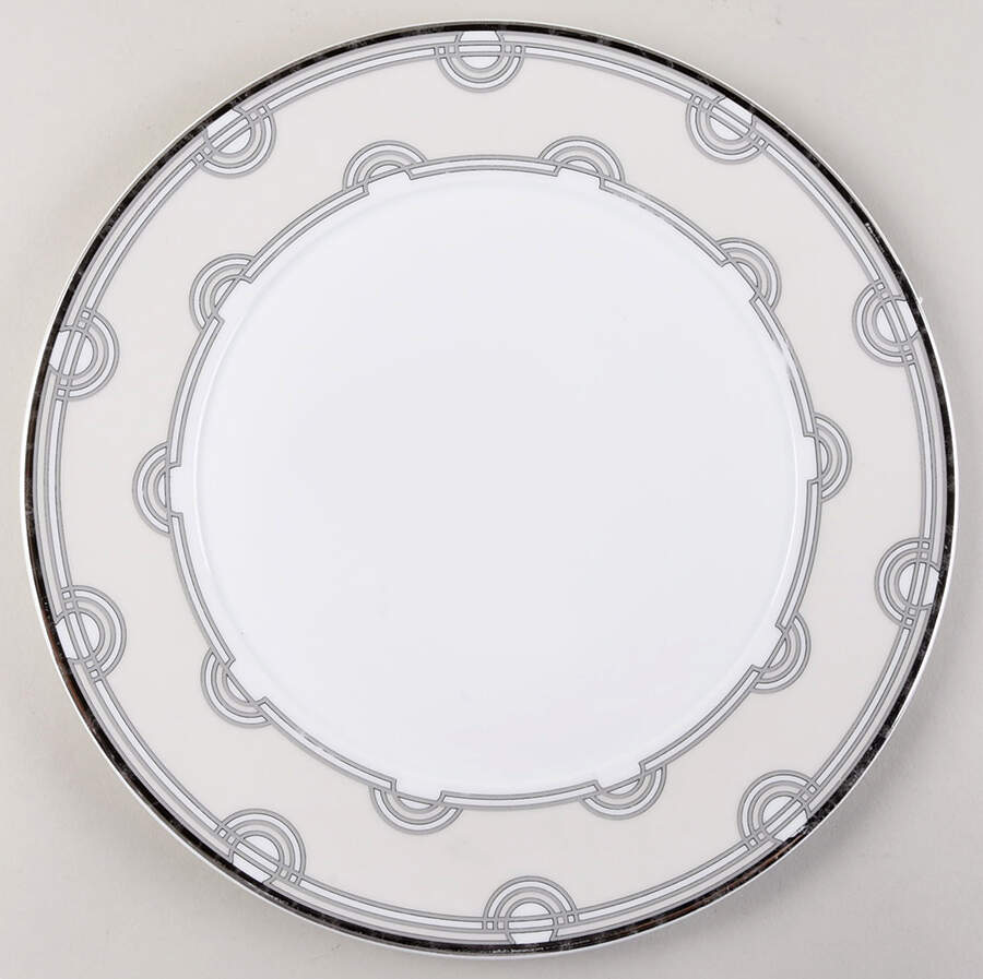 PR81 Dinner Plate by Party Rental Ltd-1