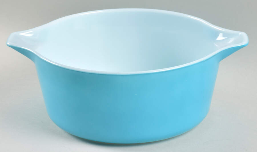 Spirograph 2.5 Qt Round Casserole No Lid by Pyrex-1