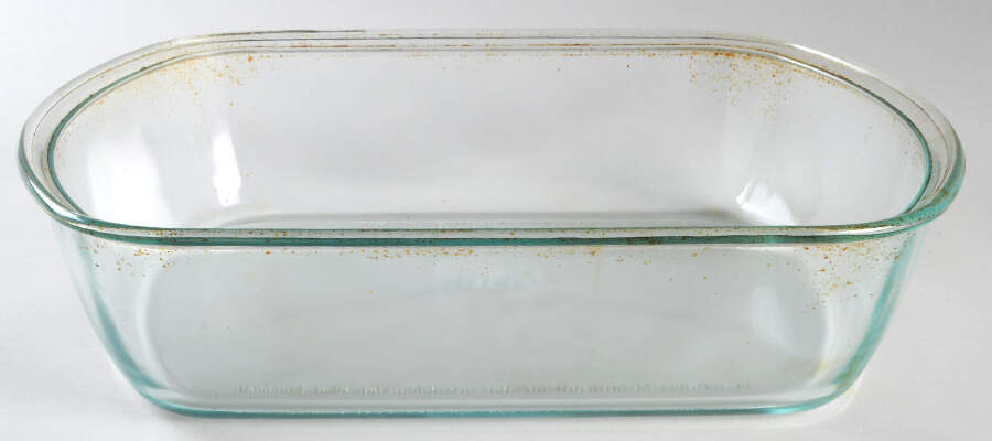 Storage Deluxe 3 Qt Rectangular Dish No Lid by Pyrex-1