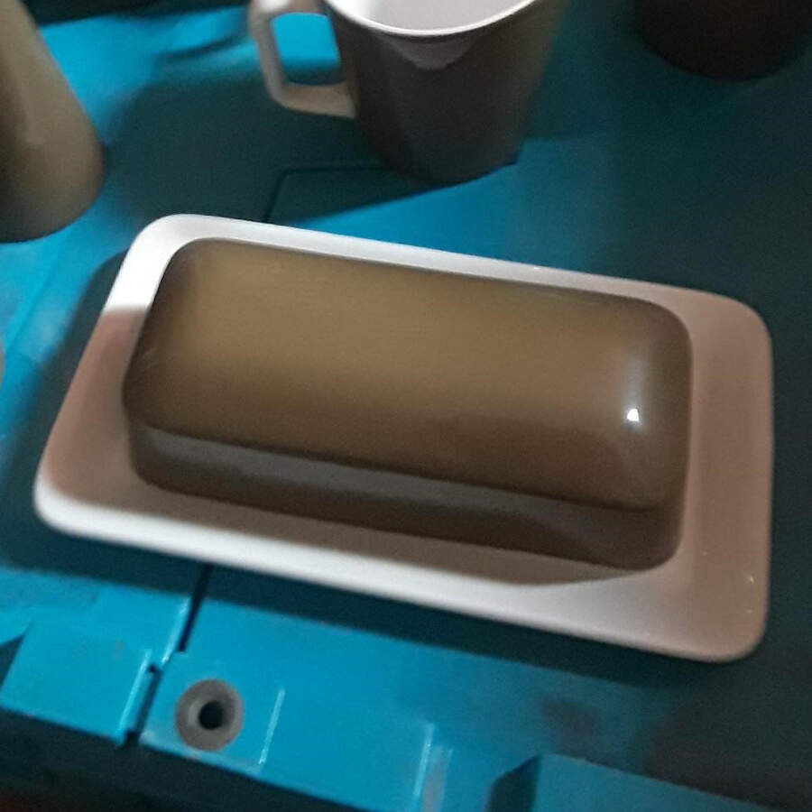 Bronze 1/4 Lb Covered Butter by Primastone Japan-1