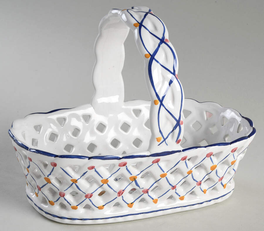 798 6" Handled Basket by Portugal-1