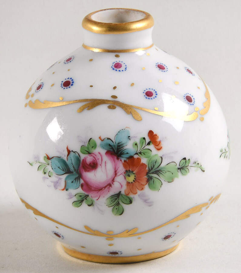 PDP35 3" Vase by Porcelaine De Paris-1