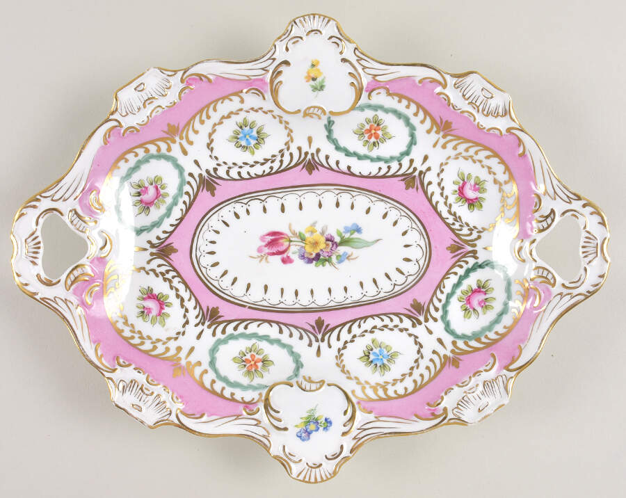 P2R6 11" Handled Tray by Paris Royal-1