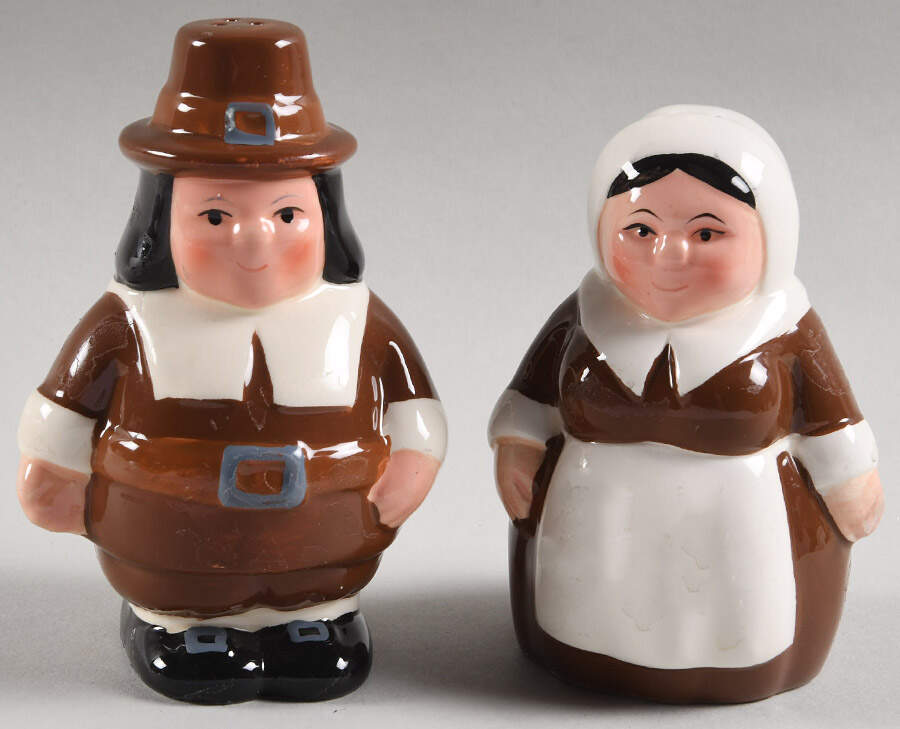 The Pilgrim Pair Figural Salt & Pepper Set by Publix Supermarkets-1
