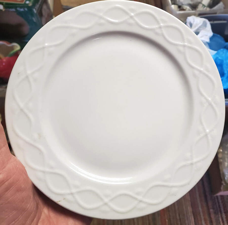 Savannah White Dinner Plate by Pfaltzgraff-1